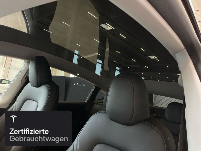 Tesla Model Y Rear-Wheel Drive