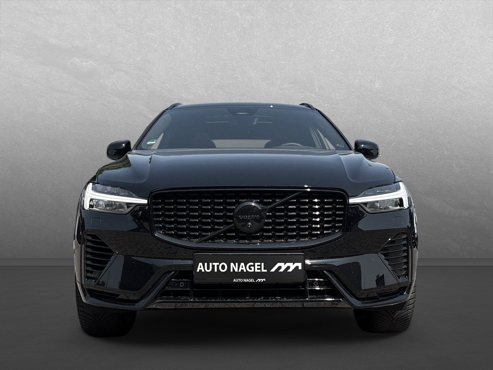 Volvo XC60 T8 PHEV AWD Ultra Black Edition *AHK+Harm.*