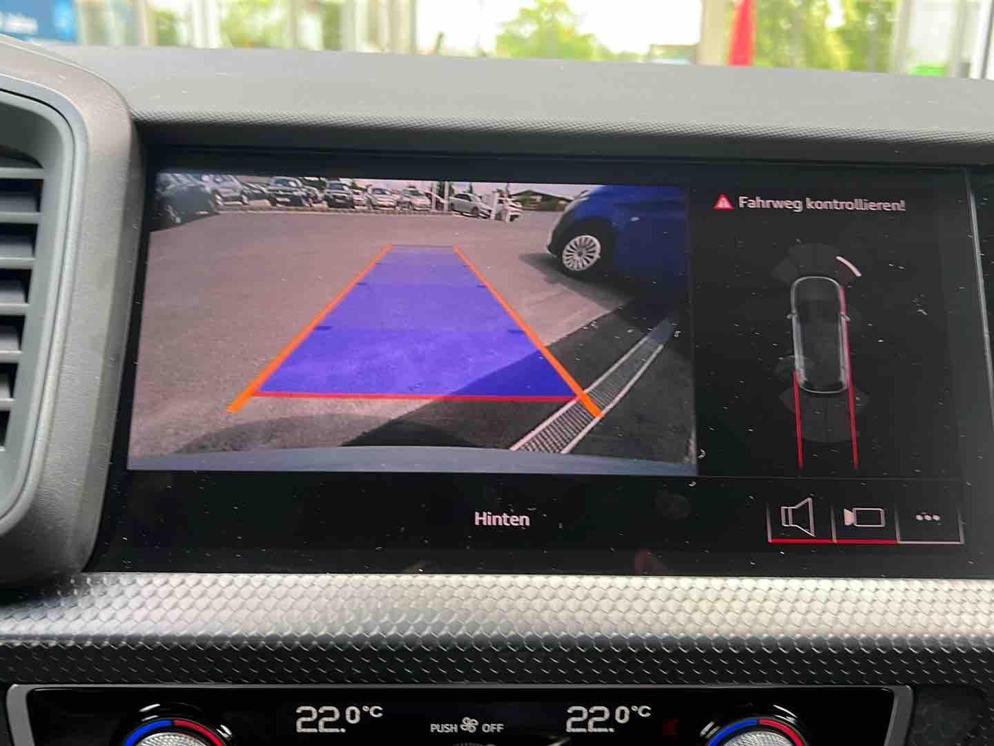 Audi A1 advanced Automatik *AppConnect, Kamera, PDC*