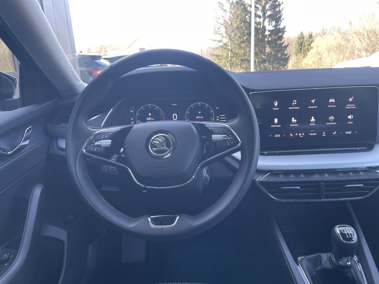 Skoda Octavia Combi STYLE 1.5 TSI - Samsaru's Car Outlet