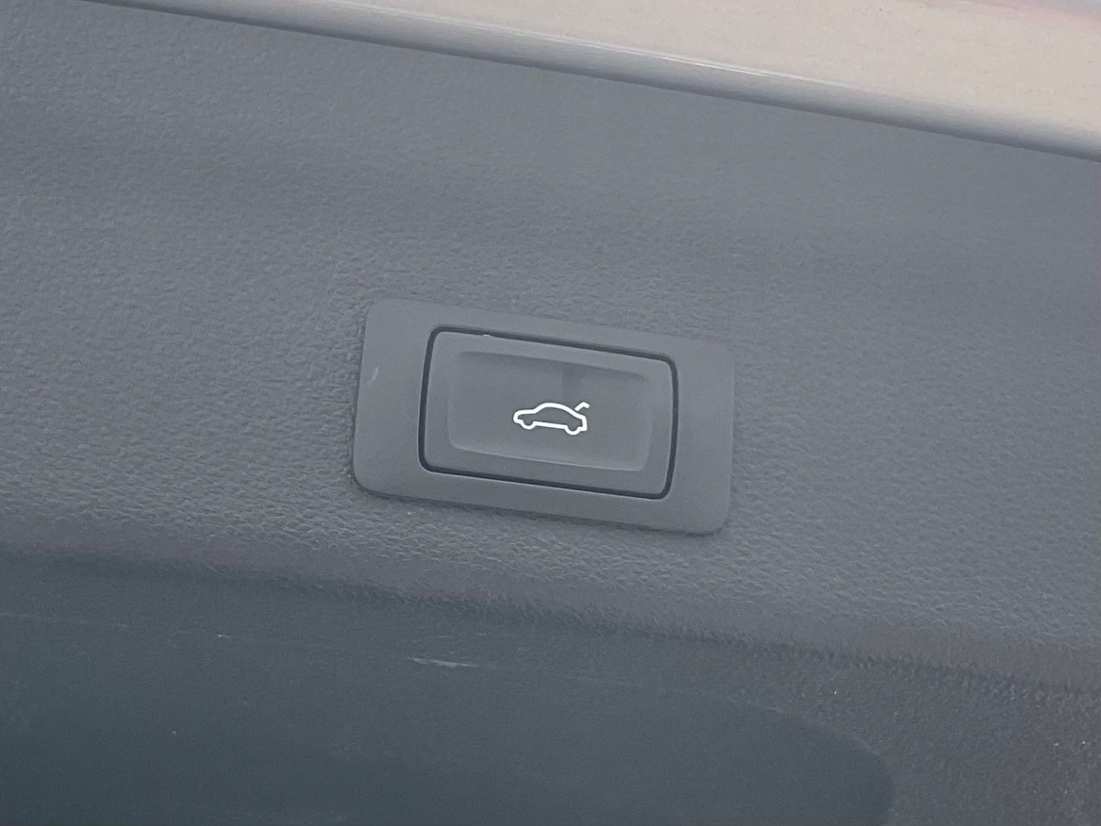 Audi A6 Avant 50 TDI quattro Business - Samsaru's Car Outlet