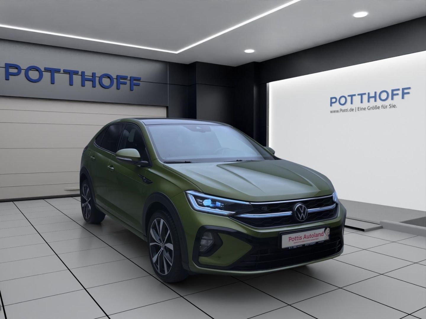 Volkswagen Taigo 1.5 TSI DSG R-LINE - Samsaru's Car Outlet