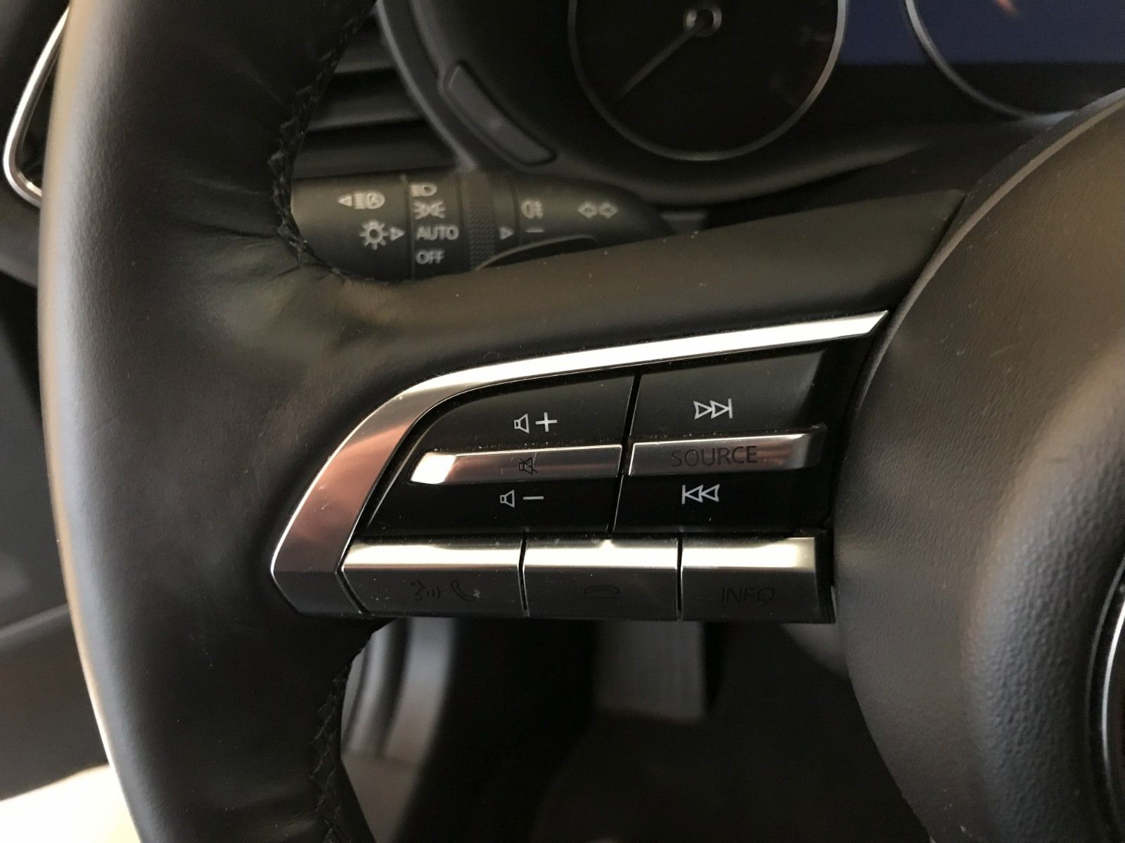 Mazda CX-30 2.0 150 M Hybrid 6AG SELECTION A18 DES-P P