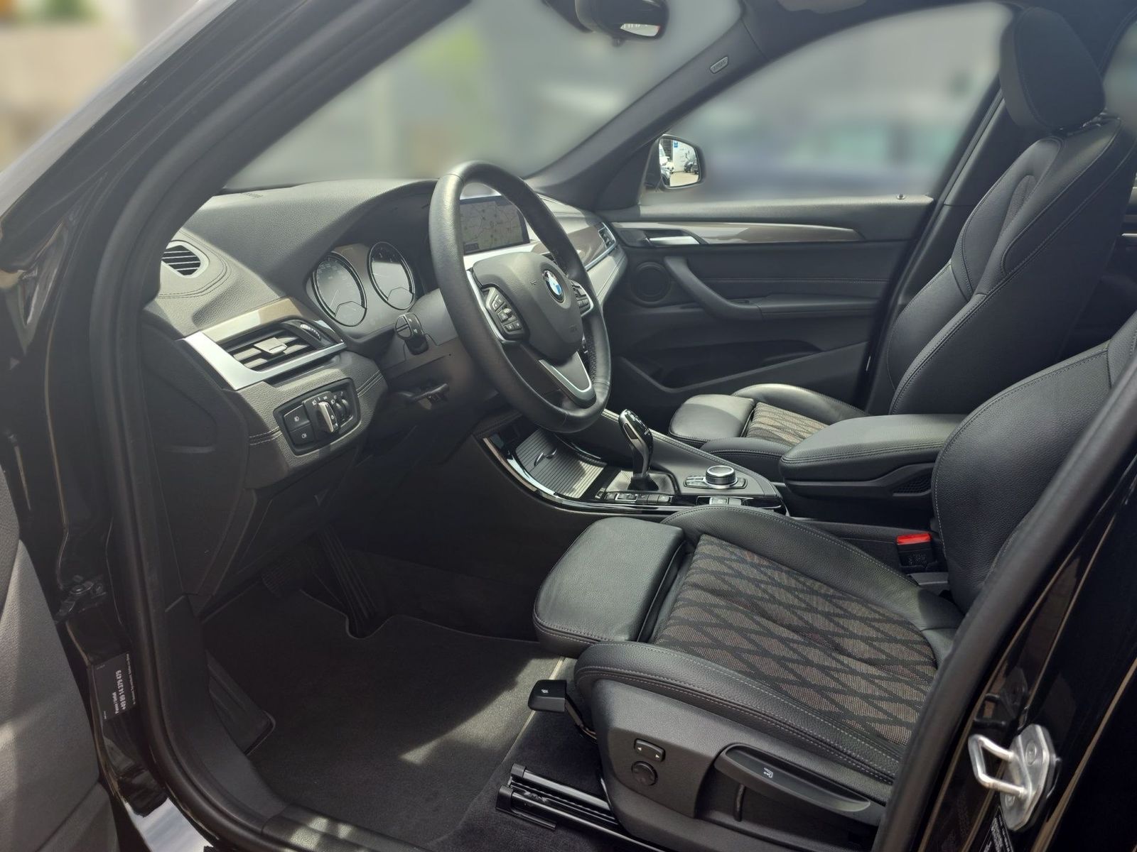 BMW X1 xDrive20d X-Line - Samsaru's Car Outlet