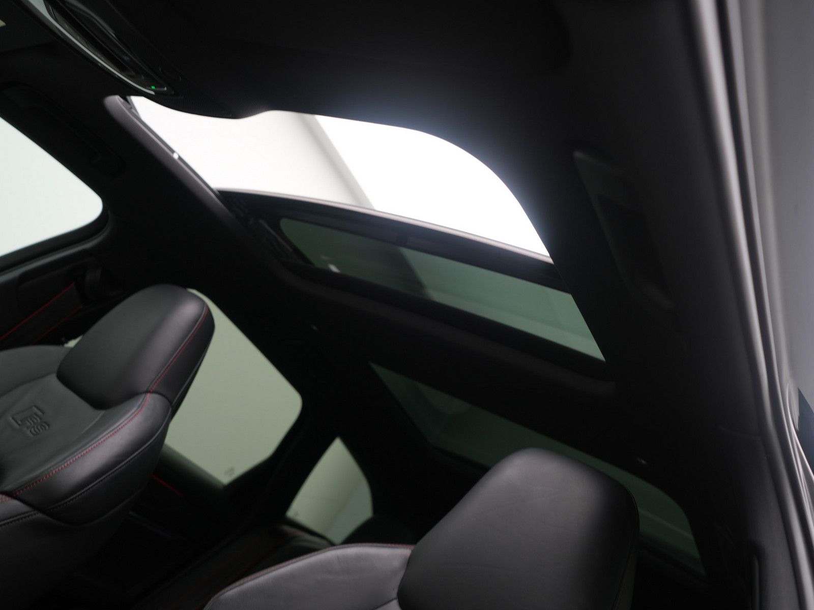 Audi RS6 ALLRADLENKUNG DYNAMIK-PLUS HUD MEMORY ACC