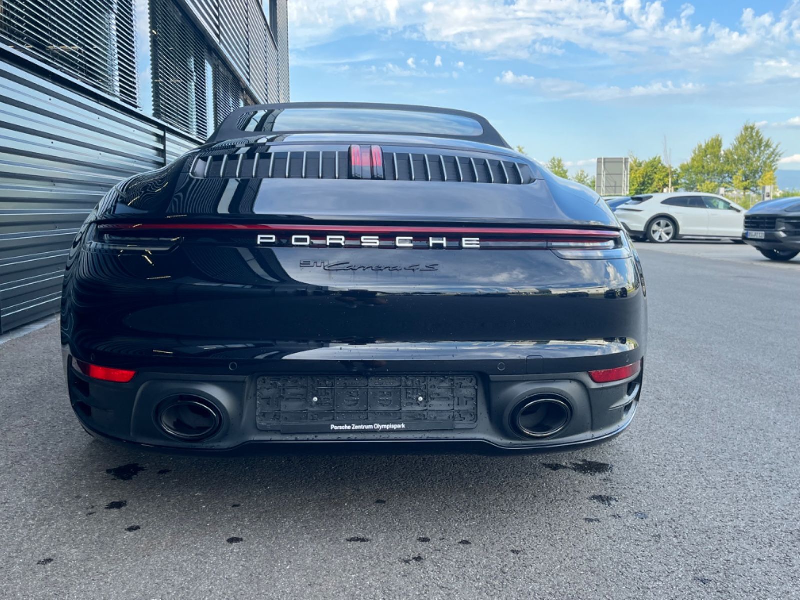 Porsche 911-992  Carrera 4 S CABRIO-ABGAS-CHRONO-NP: 187