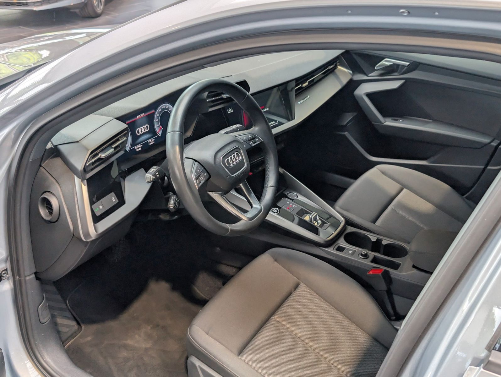 Audi A3 35 TDI Sportback S tronic advanced - Samsaru's Car Outlet