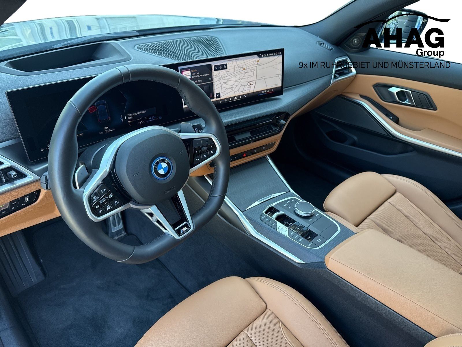 BMW 330e xDrive Touring M Sport AHK Pano H/K 360° HU