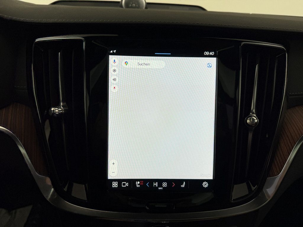 Volvo V60 T6 Ultra Bright Recharge Plug-In Hybrid AWD