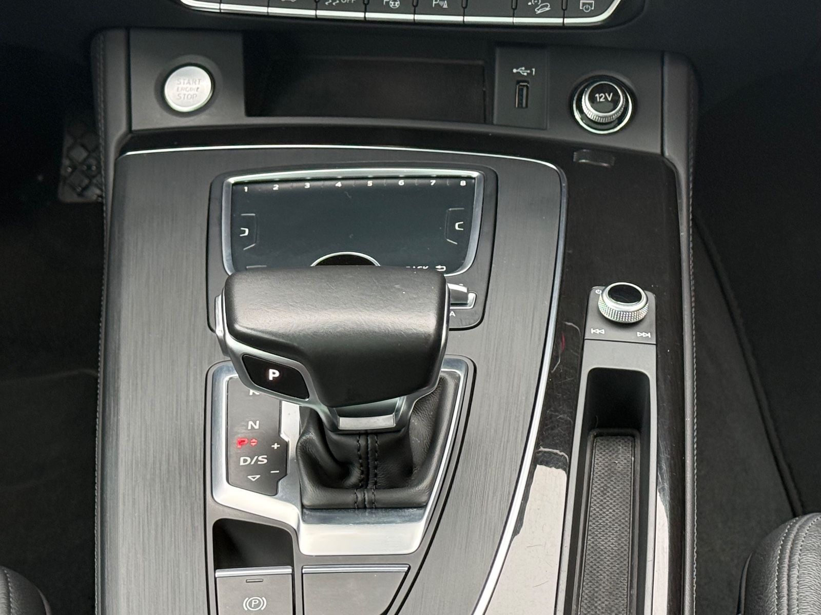 Audi Q5 50 TFSI e quattro S-Line Leder LED Automatik