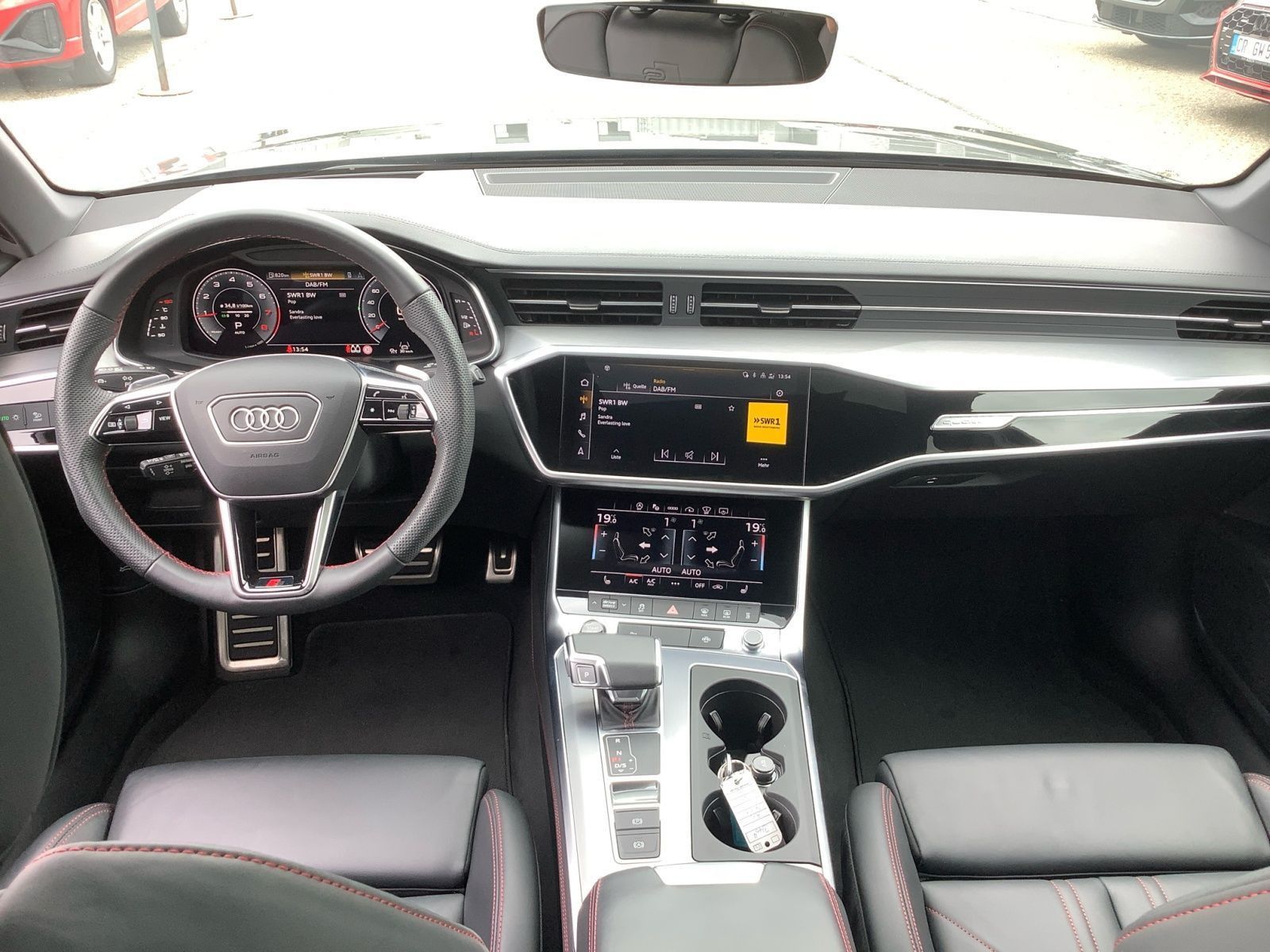 Audi A6 Avant 45 TFSI q. S-Tronic S-Line - Samsaru's Car Outlet