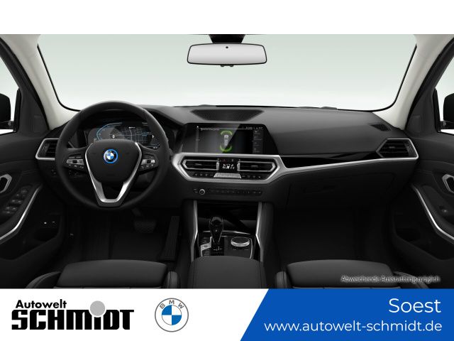 BMW 330e Touring Sport Line - Samsaru's Car Outlet