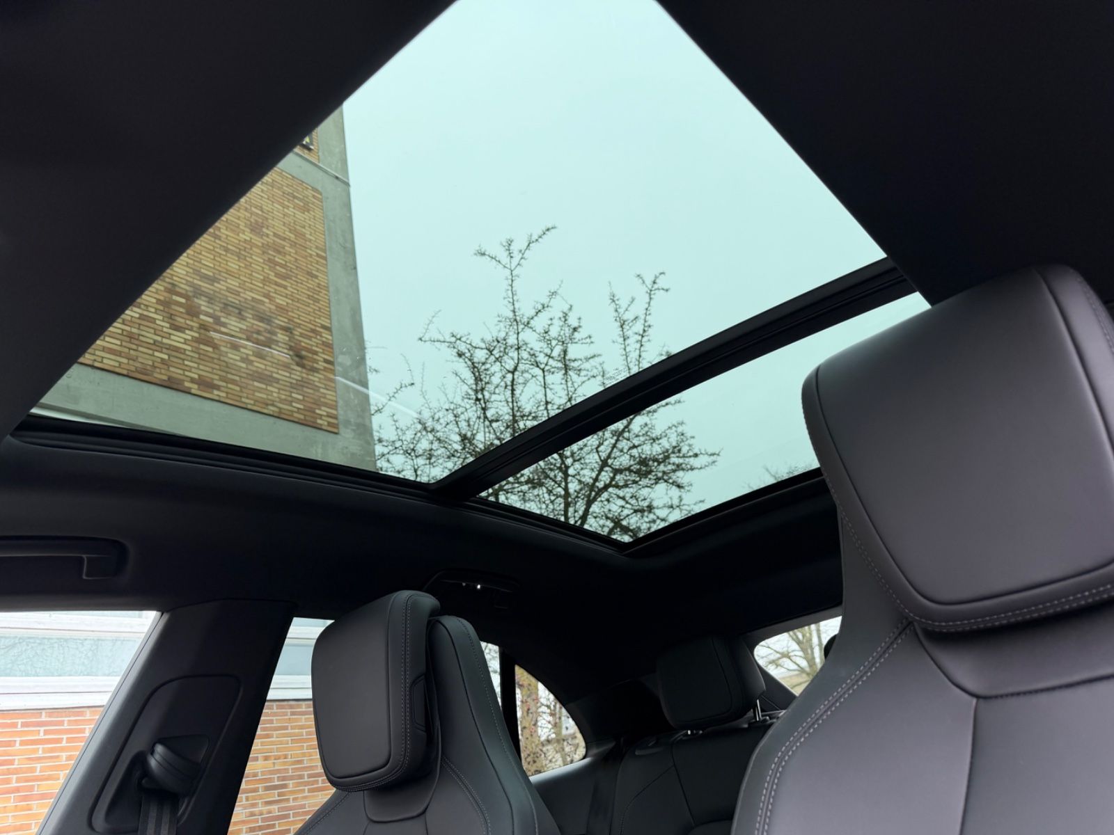 Porsche Macan Electric 4 S Pano Air Matrix LED Bose ACC