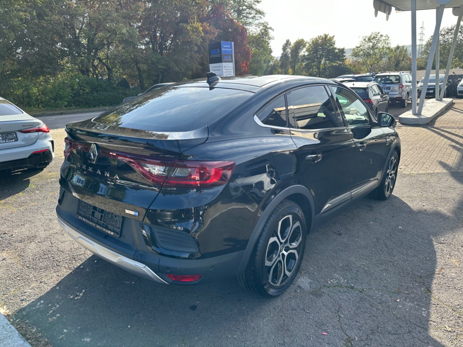 Renault Arkana E-Tech Intens - Samsaru's Car Outlet