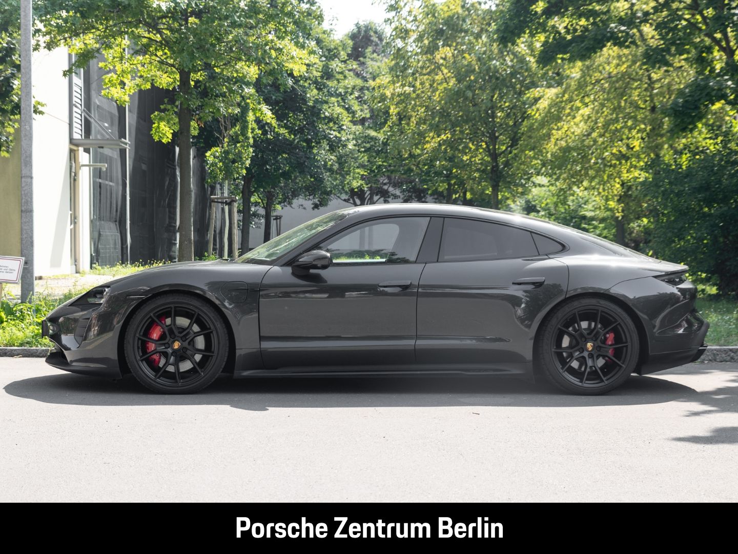 Porsche Taycan GTS HA-Lenkung BOSE 21-Zoll Panoramadach