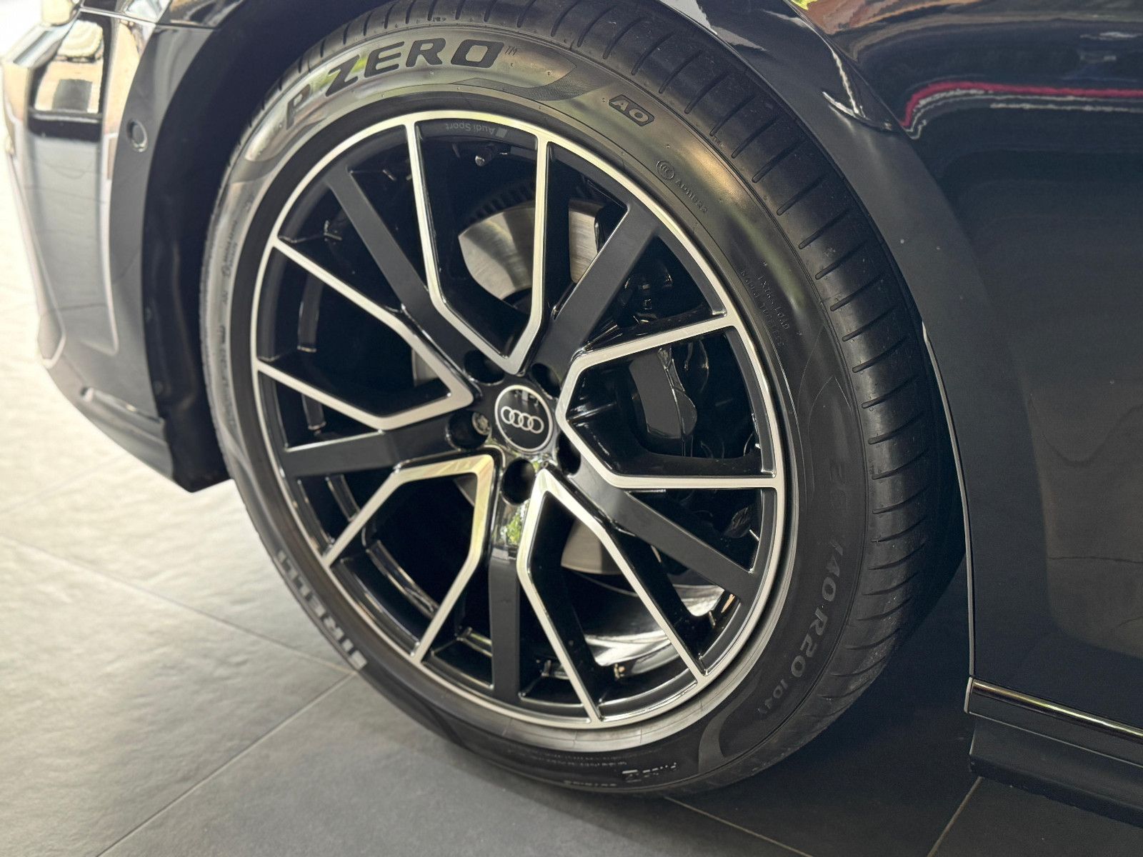 Audi A8 50 TDI quattro S line - Samsaru's Car Outlet