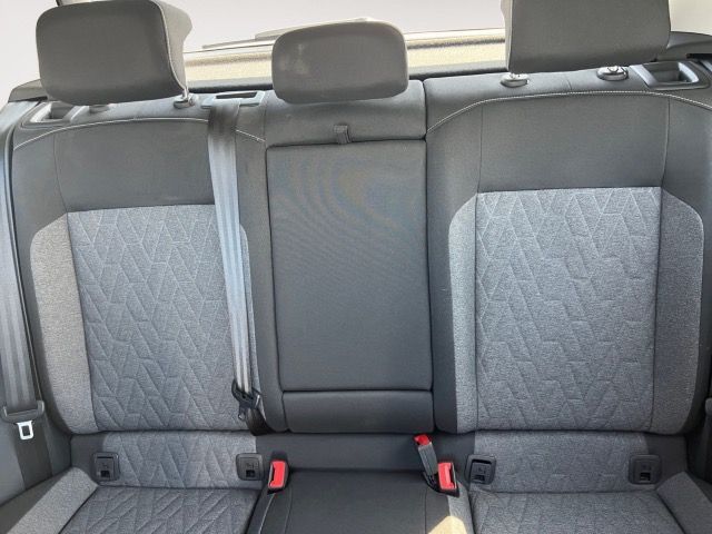 Volkswagen T-Roc 1.5 TSI DSG Move - Samsaru's Car Outlet