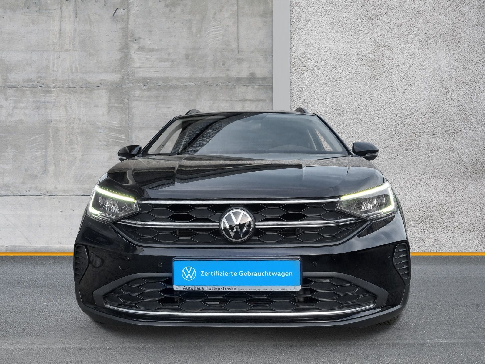 Volkswagen Taigo 1.0 TSI Life - Samsaru's Car Outlet