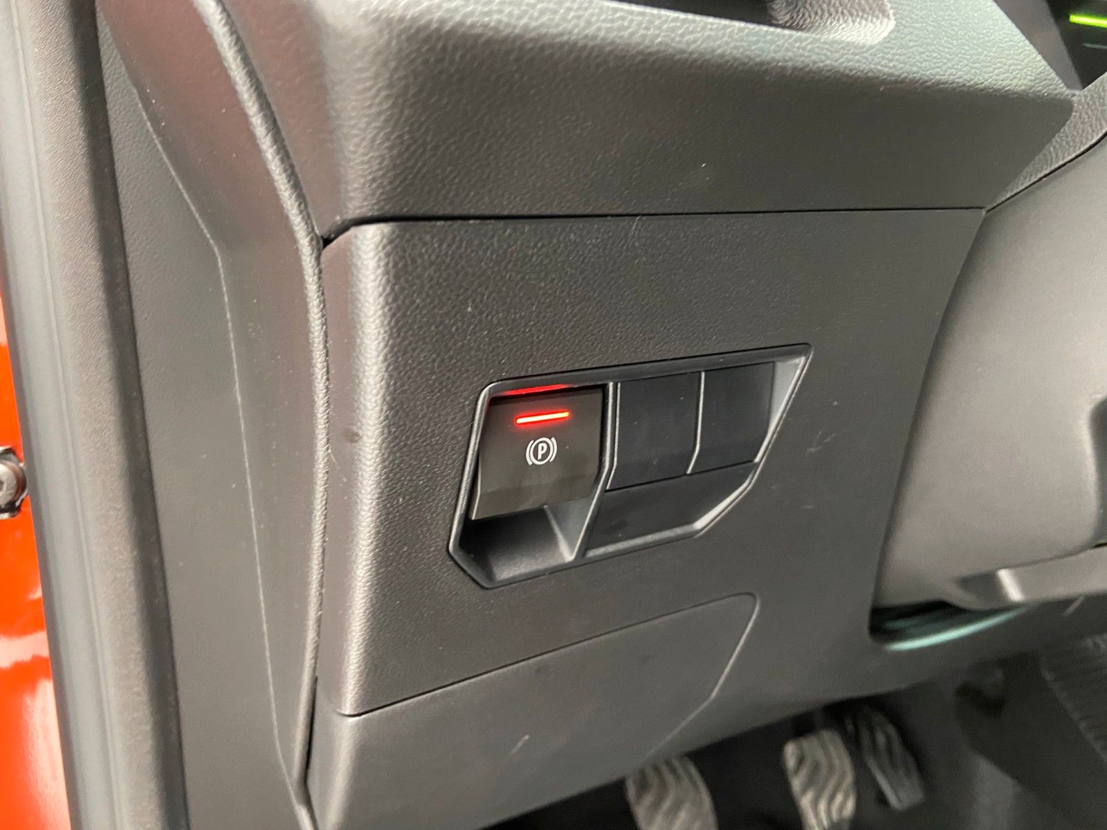 Dacia Duster III Extreme TCe 130 4WD - Samsaru's Car Outlet