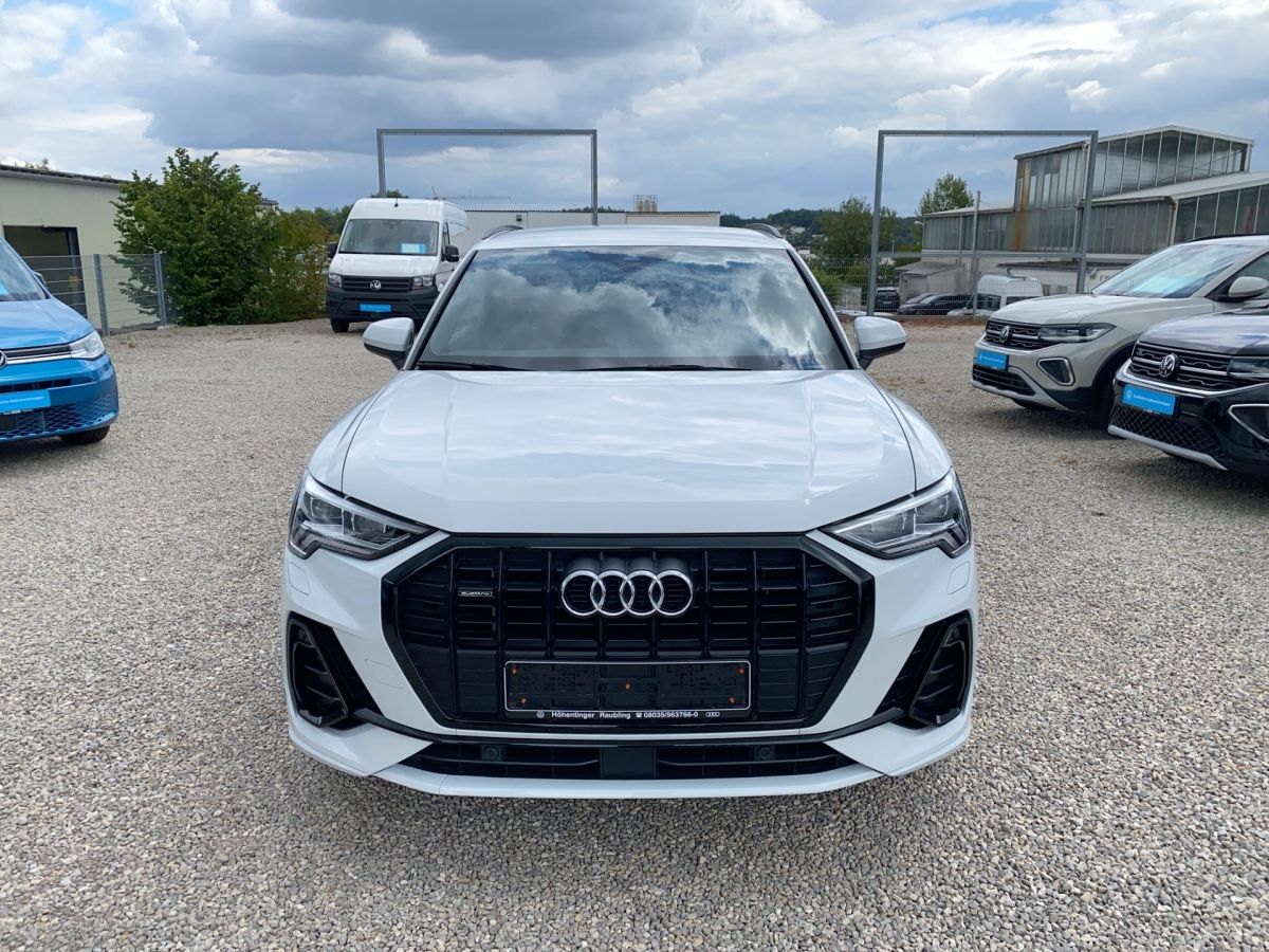 Audi Q3 S-line 45 TFSi qu. - Samsaru's Car Outlet