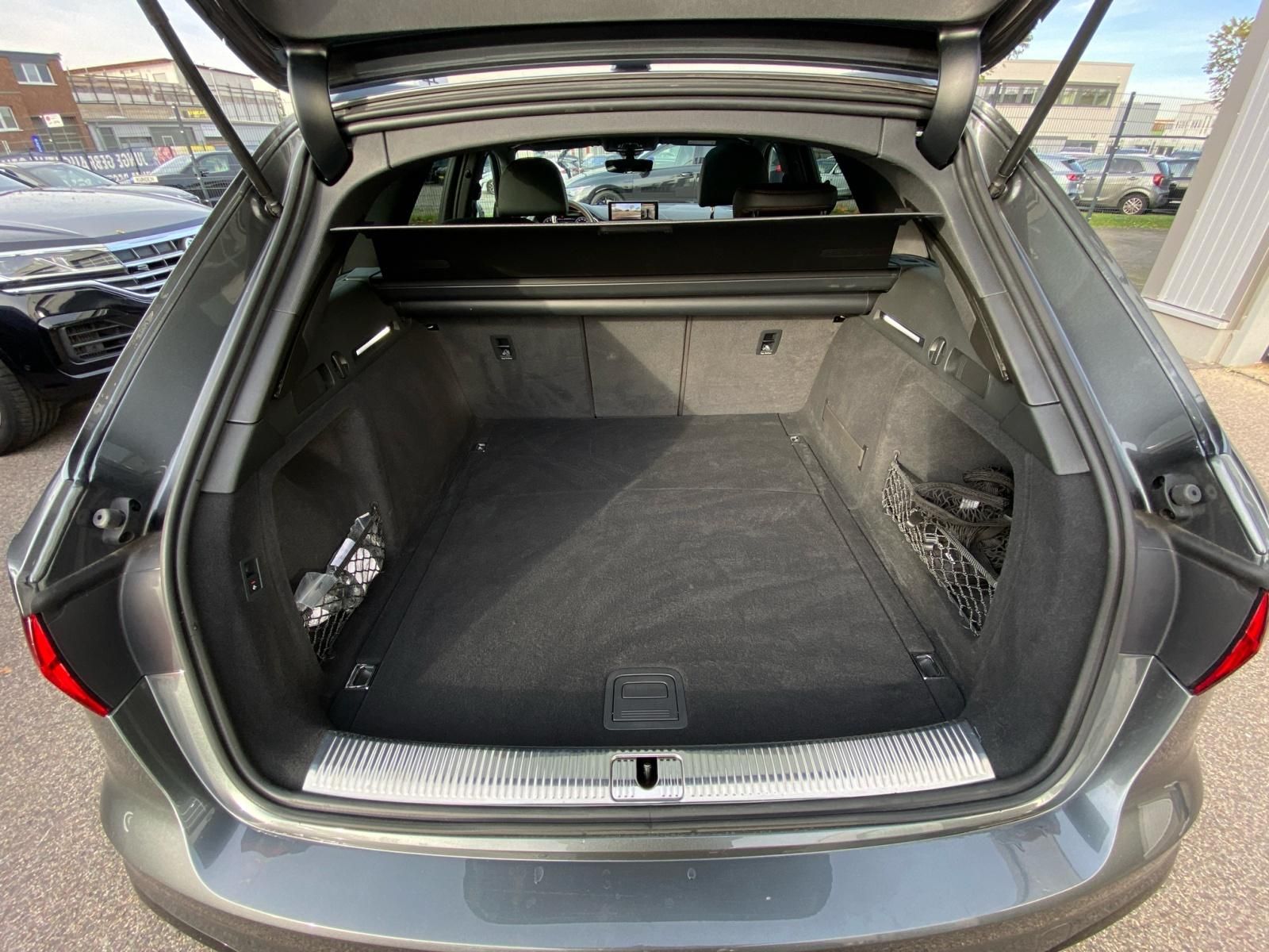 Audi A4 45TFSI S-LINE QUATTRO - Samsaru's Car Outlet
