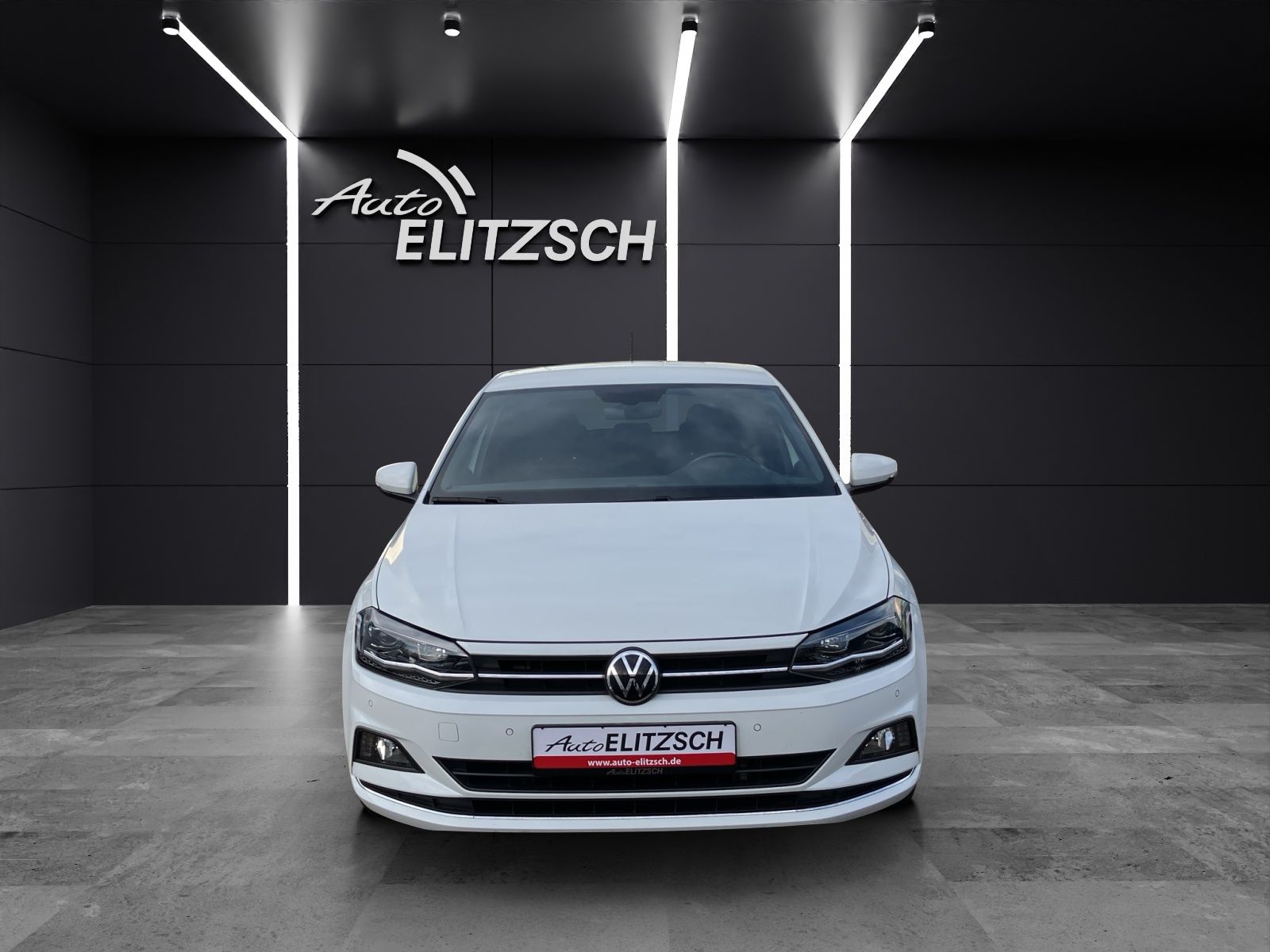 Volkswagen Polo TSI Highline DSG - Samsaru's Car Outlet