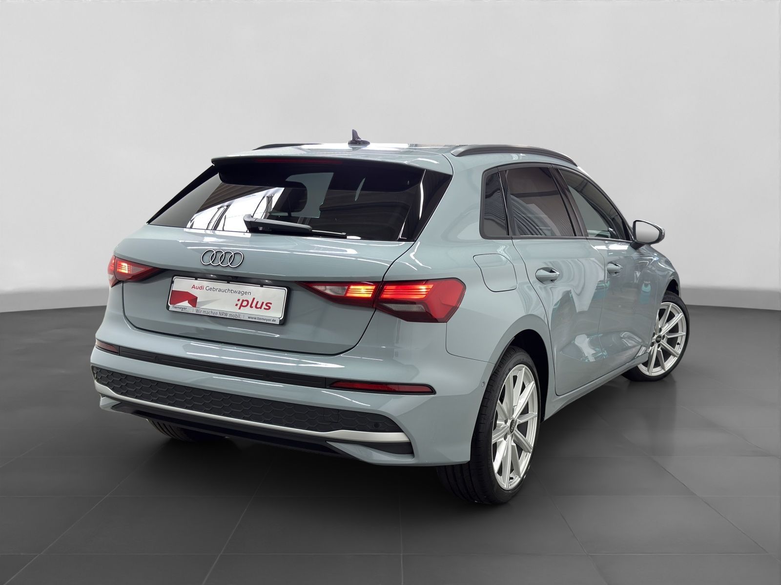 Audi A3 Sportback 35 TDI ADVANCED e - Samsaru's Car Outlet