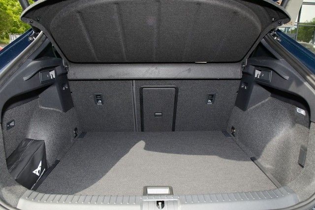 Cupra Formentor 2.0 TSI 4Drive DSG VZ *AHK*LED*PANO*DC