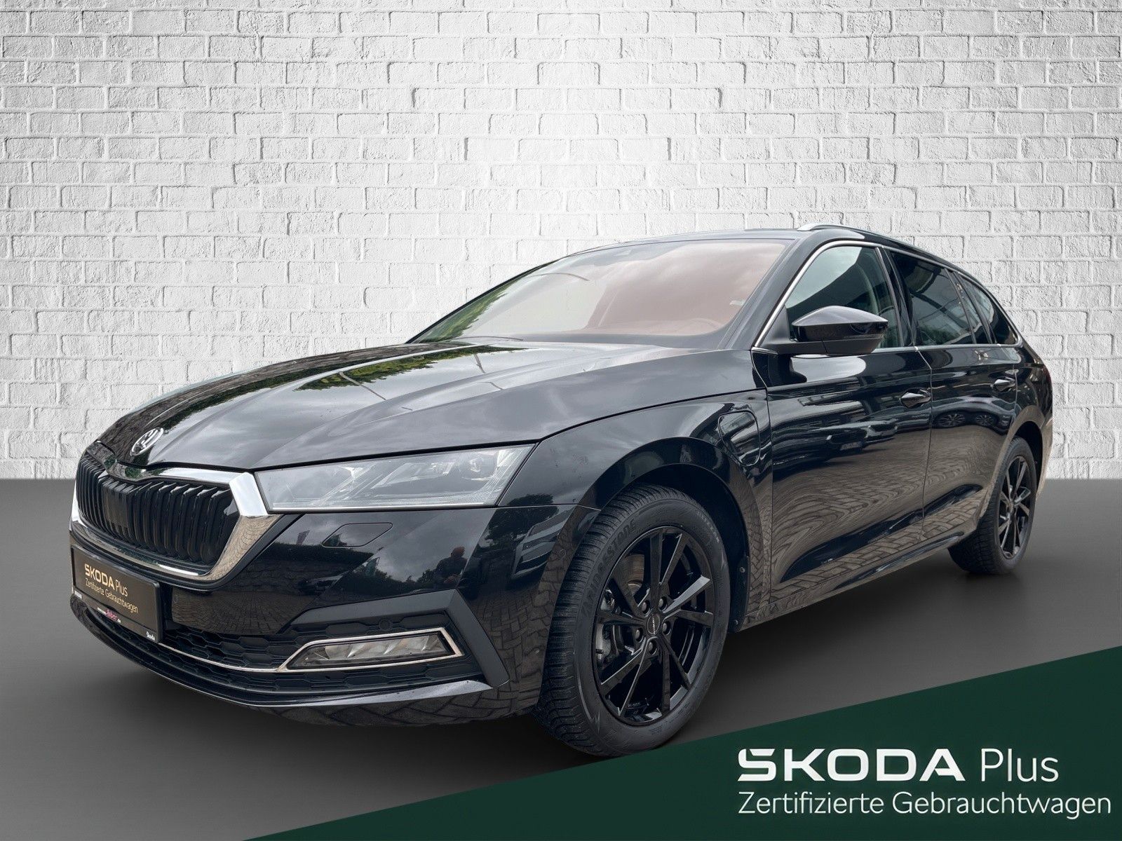 Skoda Octavia Combi TSI iV DSG First Edition ACC DCC