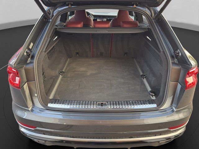 Audi Q8 55 TFSI e quattro S line AHK*PANO*MATRIX*HUD