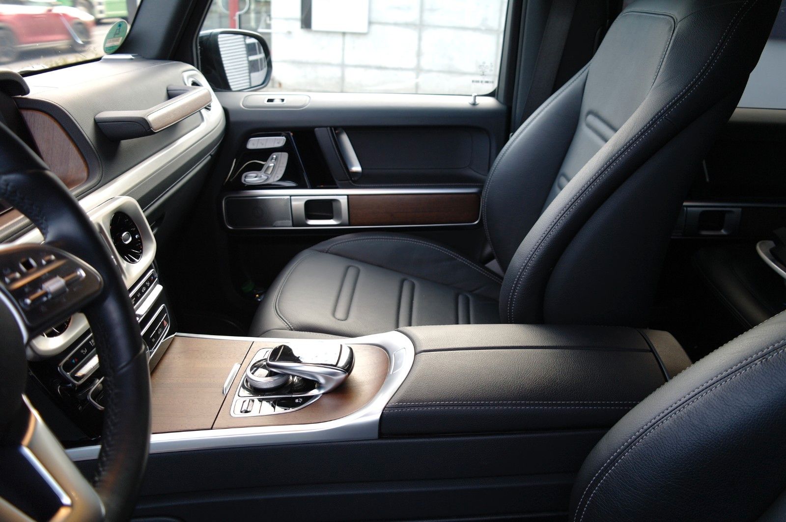 Mercedes-Benz G 350 d - Samsaru's Car Outlet