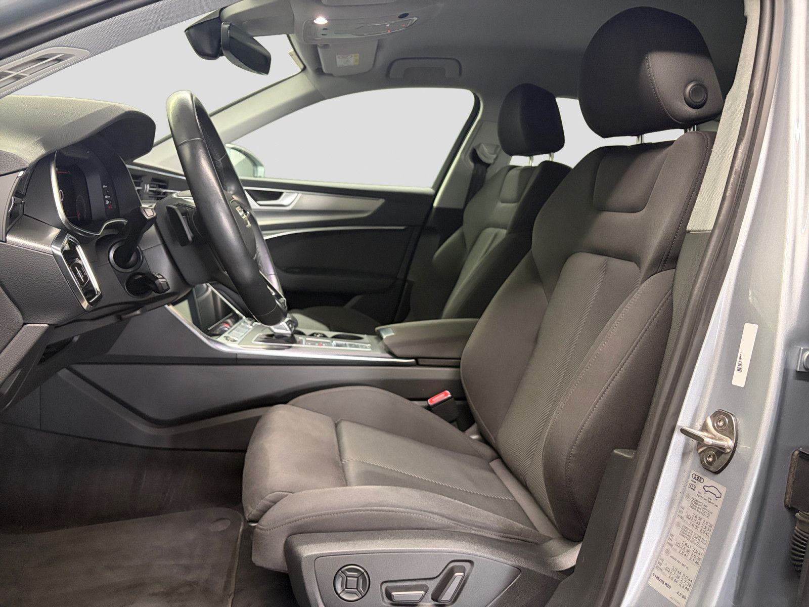 Audi A6 Avant 45 TDI quattro S line Virtual ACC Carpl