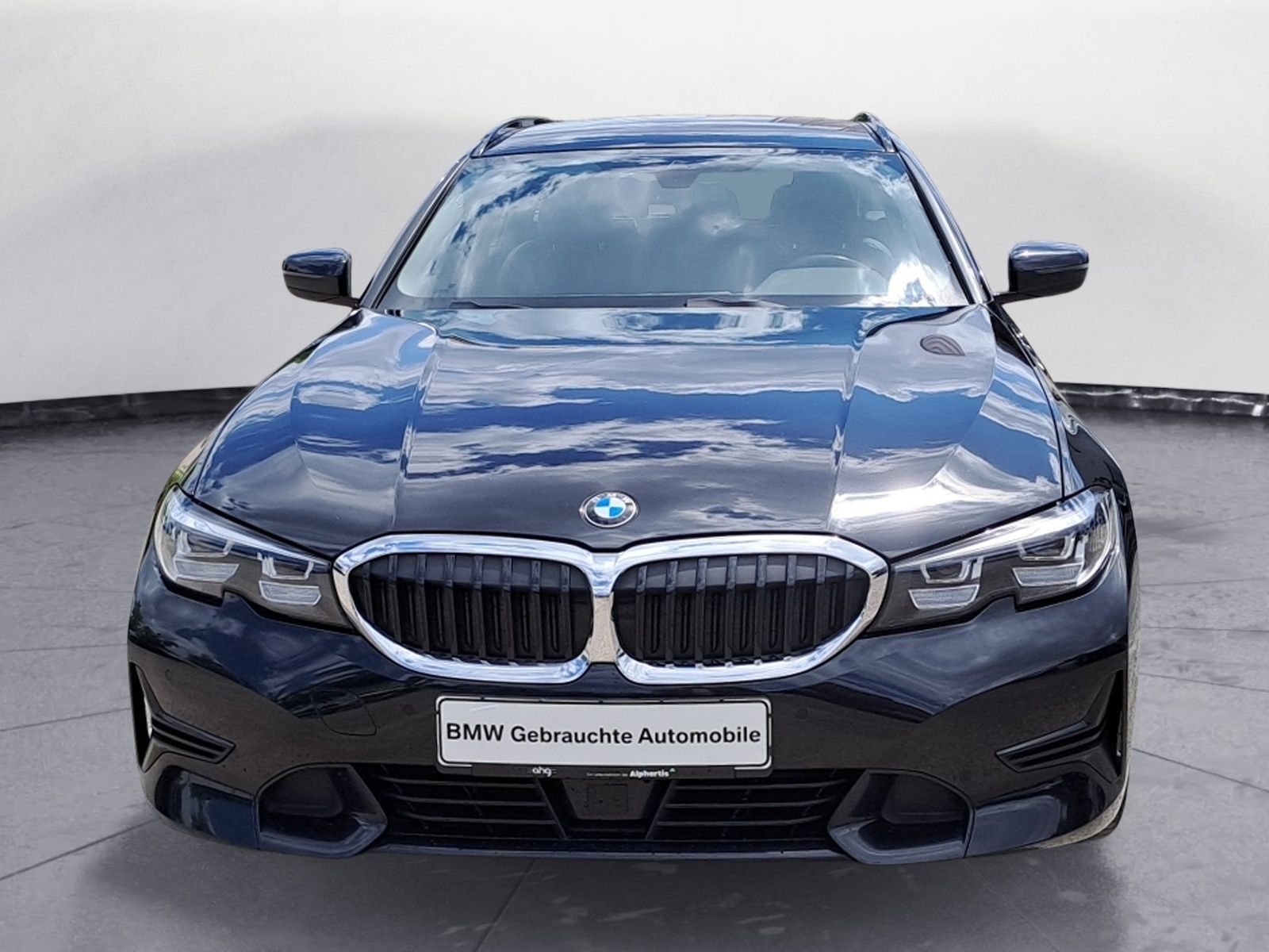 BMW 320d Touring Sport Line - Samsaru's Car Outlet