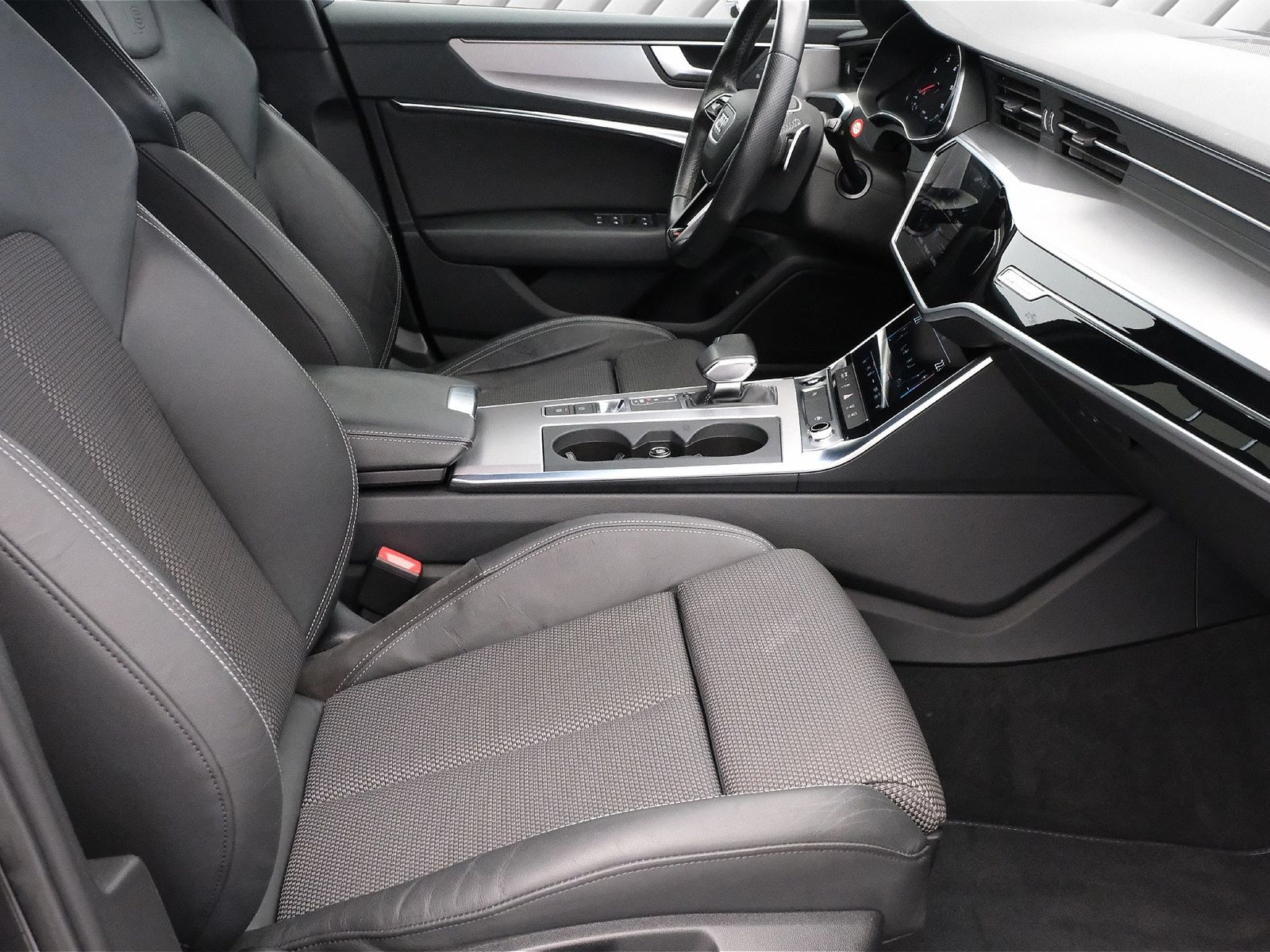 Audi A6 Avant 40 TDI sport M Sport - Samsaru's Car Outlet