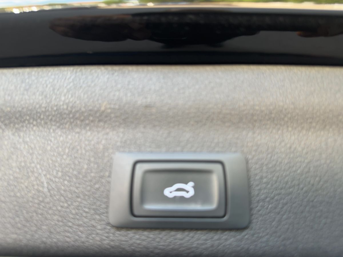 Audi A6 Avant 55 2.0 TFSIe sport qua. - Samsaru's Car Outlet