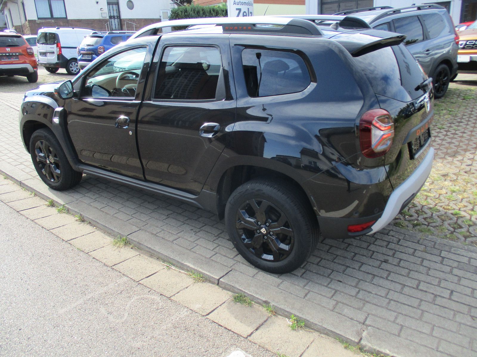 Dacia Duster II Extreme Tce 130 - Samsaru's Car Outlet