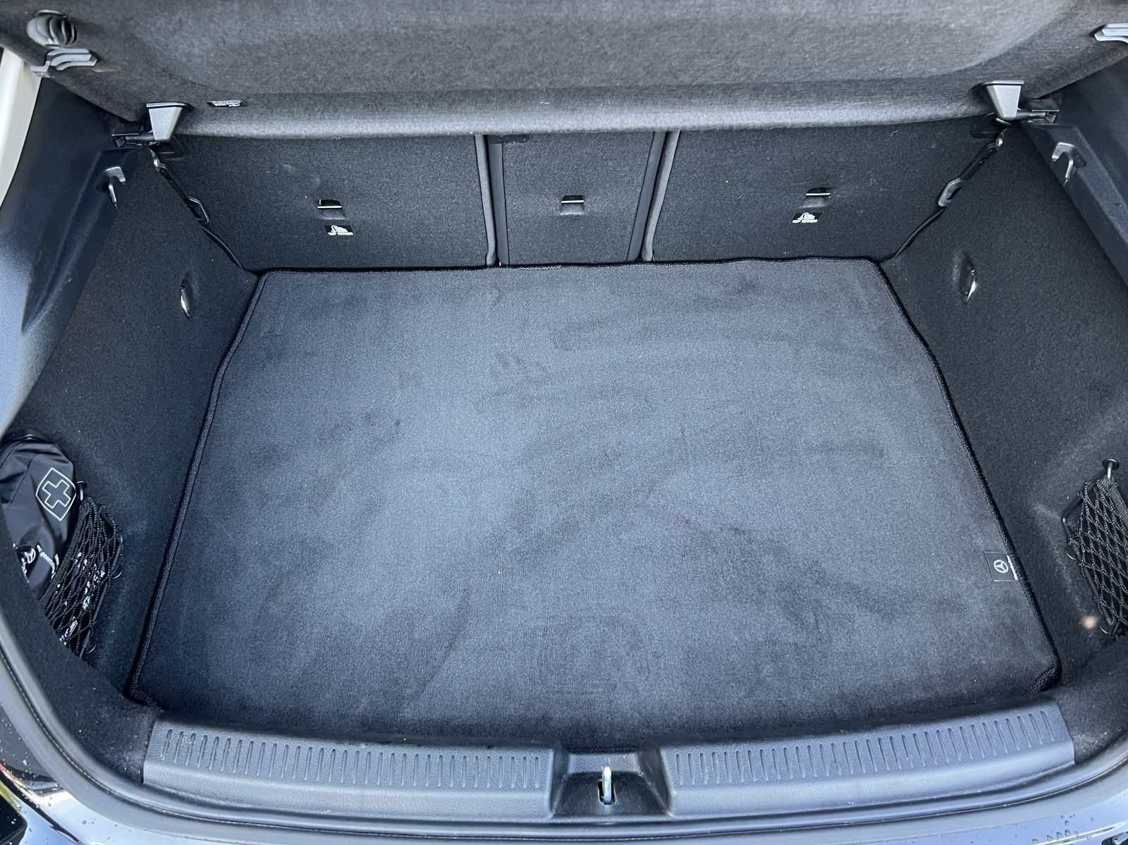 Mercedes-Benz A 180 PROGRESSIVE - Samsaru's Car Outlet