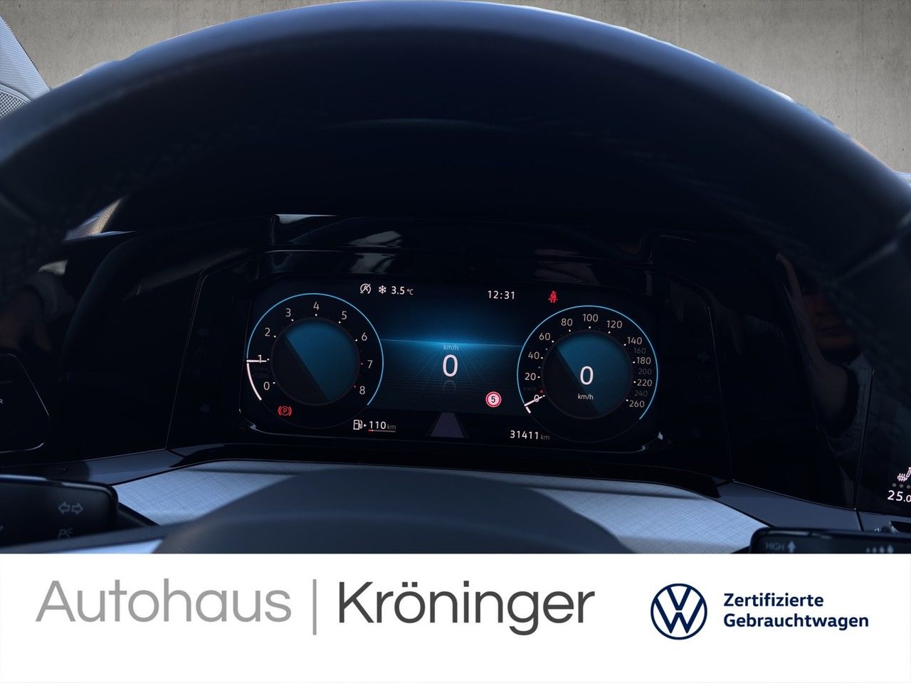Volkswagen Golf VIII 1.5 TSI Life - Samsaru's Car Outlet