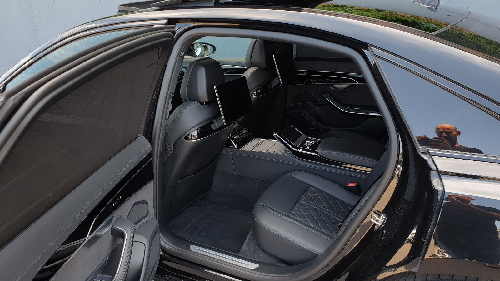 Audi A8 L 50 TDI quattro S line - Samsaru's Car Outlet