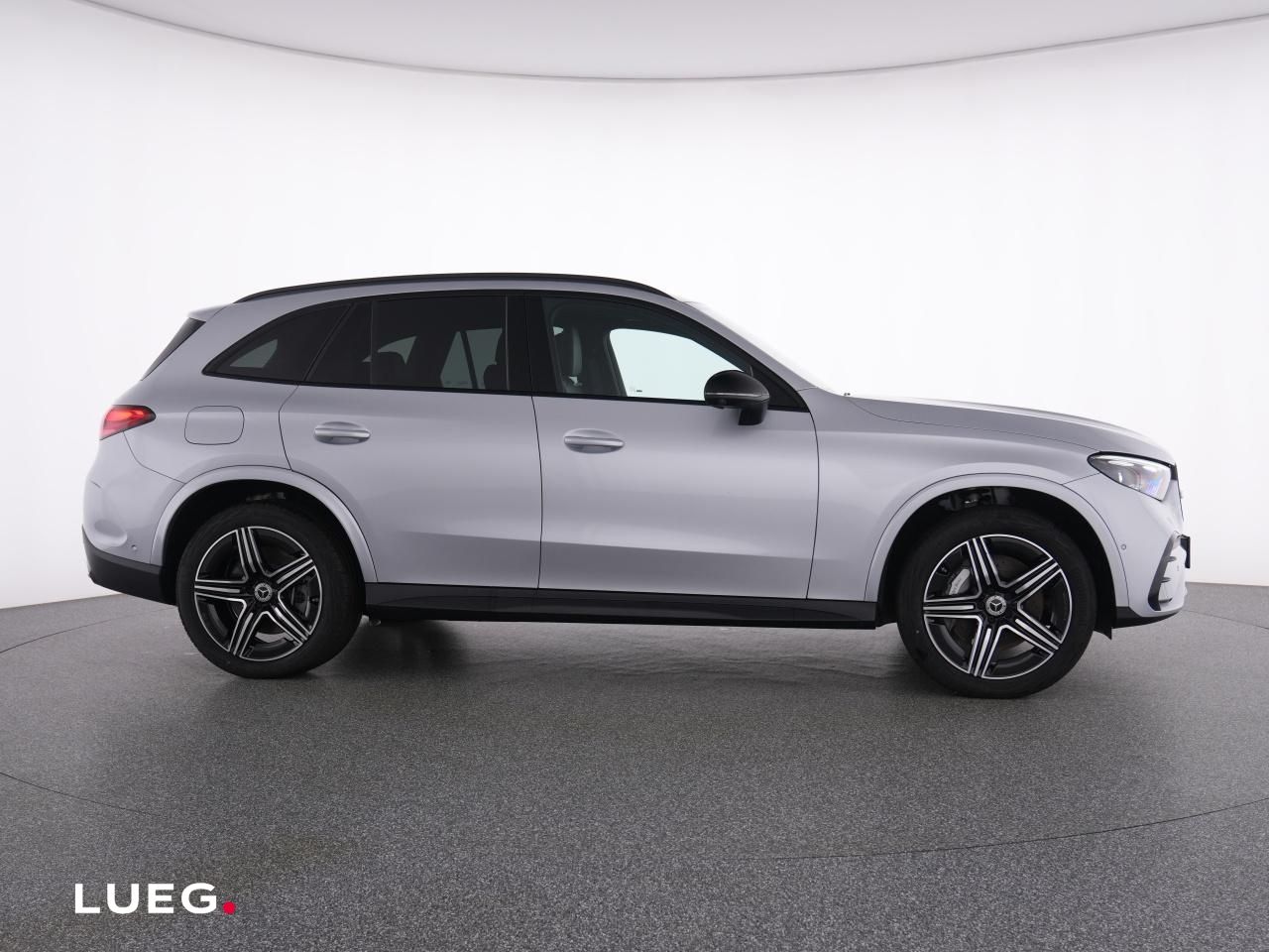 Mercedes-Benz GLC 300 de 4M AMG+NIGHT+20''+PANO+AHK+360+FAHRAS