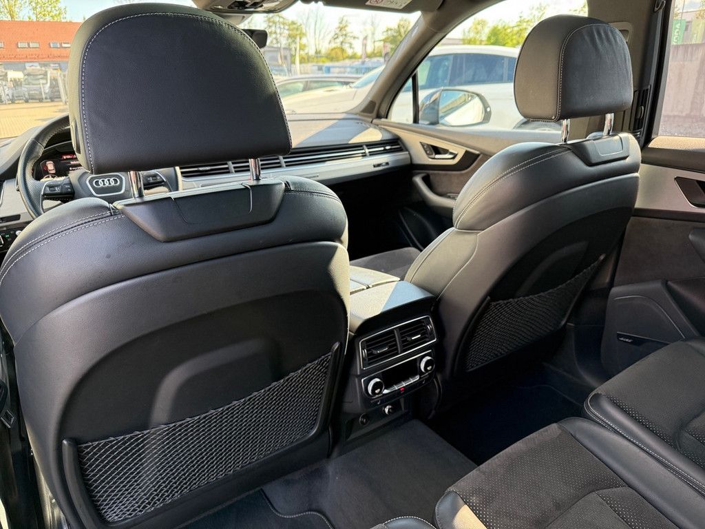 Audi Q7 50 TDI quattro +s line+AHK+Pano+BOSE+7 Sitzer