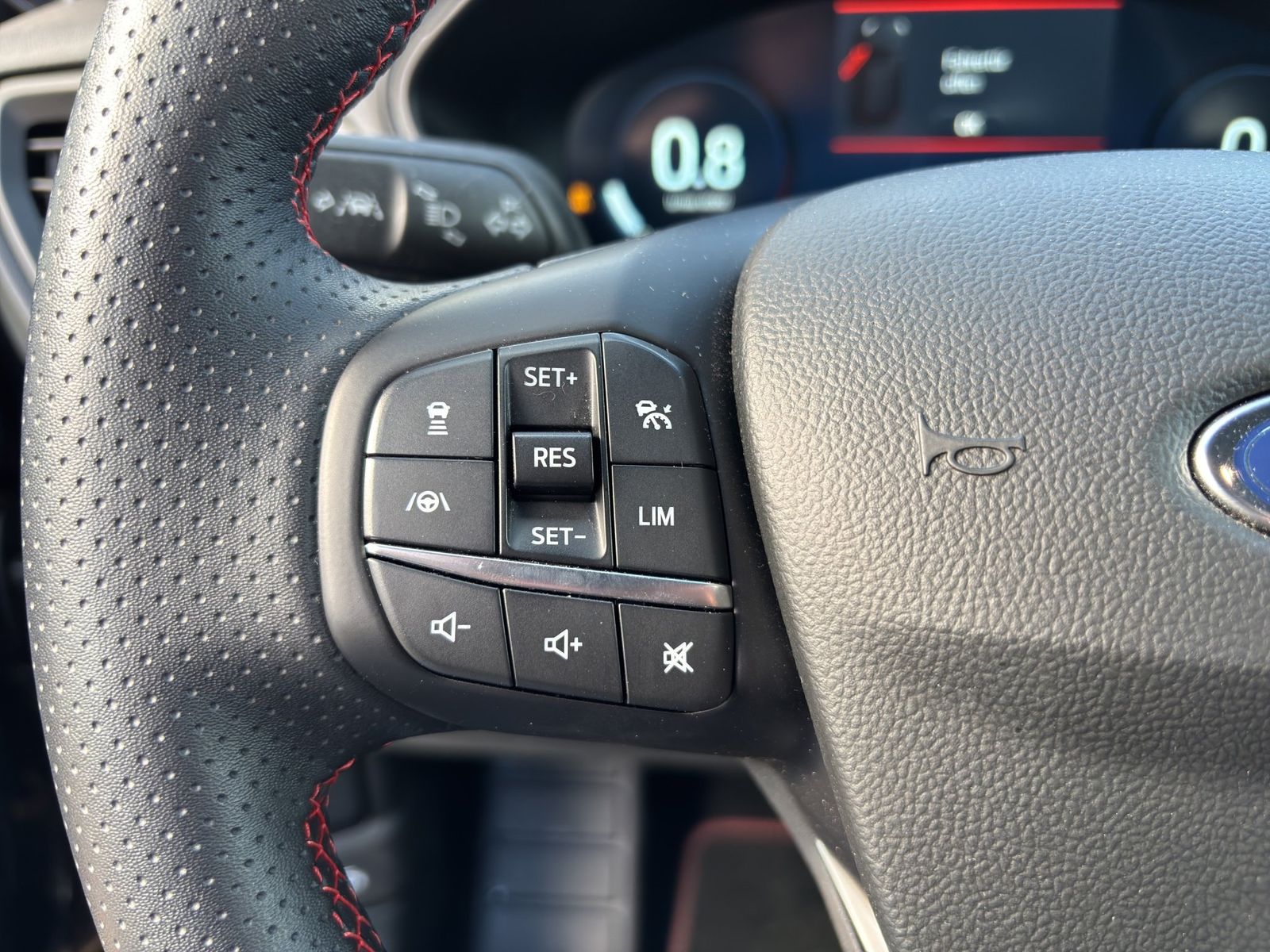 Ford Focus ST-Line X Turnier Aut.*AHK*ACC*HUD*KAM*NAV