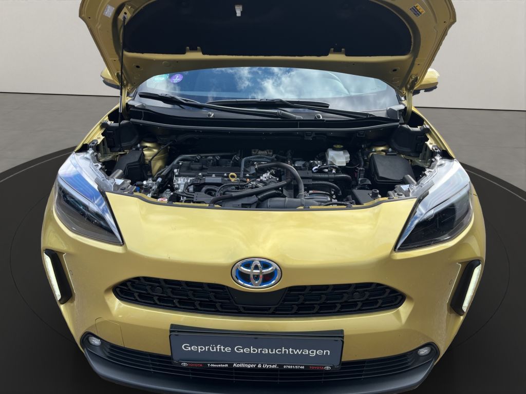 Toyota Yaris Cross Hybrid 1.5 VVT-i Team D 15 Jahre Gar