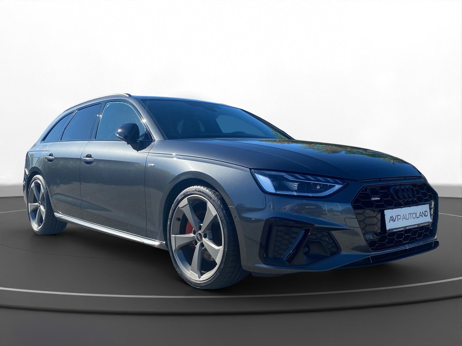 Audi A4 Avant 40 TFSI quattro S tronic S line | AHK
