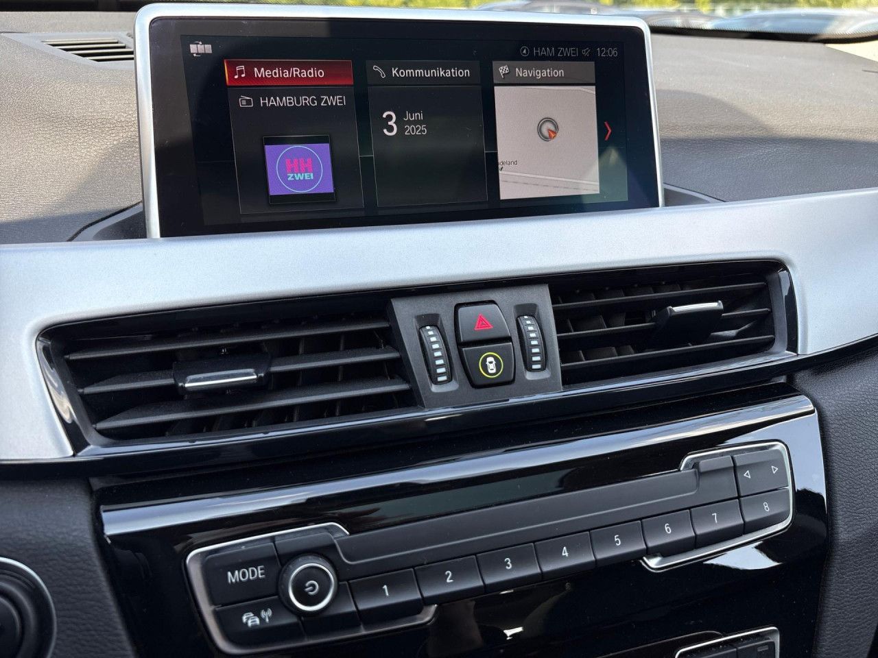 BMW X1 xDrive 25e - Samsaru's Car Outlet
