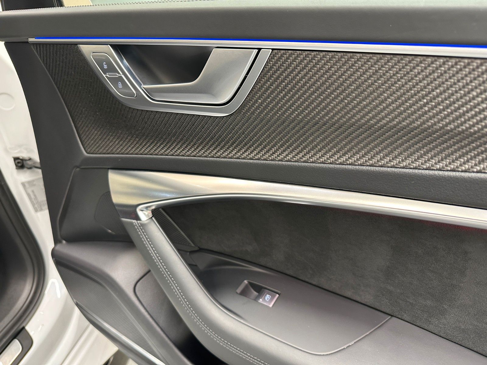 Audi RS6 Avant 4.0 TFSI quattro *1.HAND*KERAMIK*PANO*