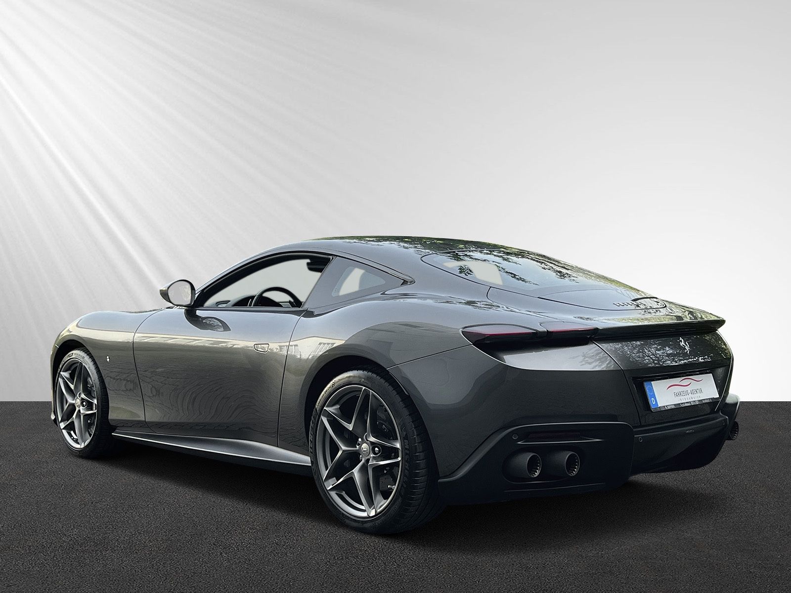Ferrari Roma 20 - Samsaru's Car Outlet