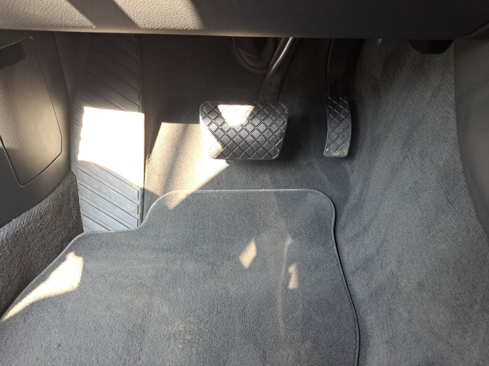 Audi A8 60 TFSIe - Samsaru's Car Outlet