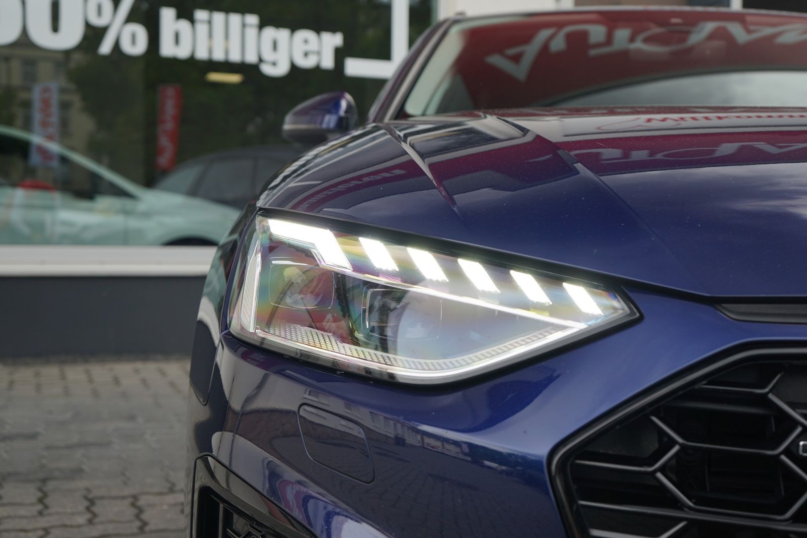 Audi A4 Avant 40 quattro S-Line - Samsaru's Car Outlet