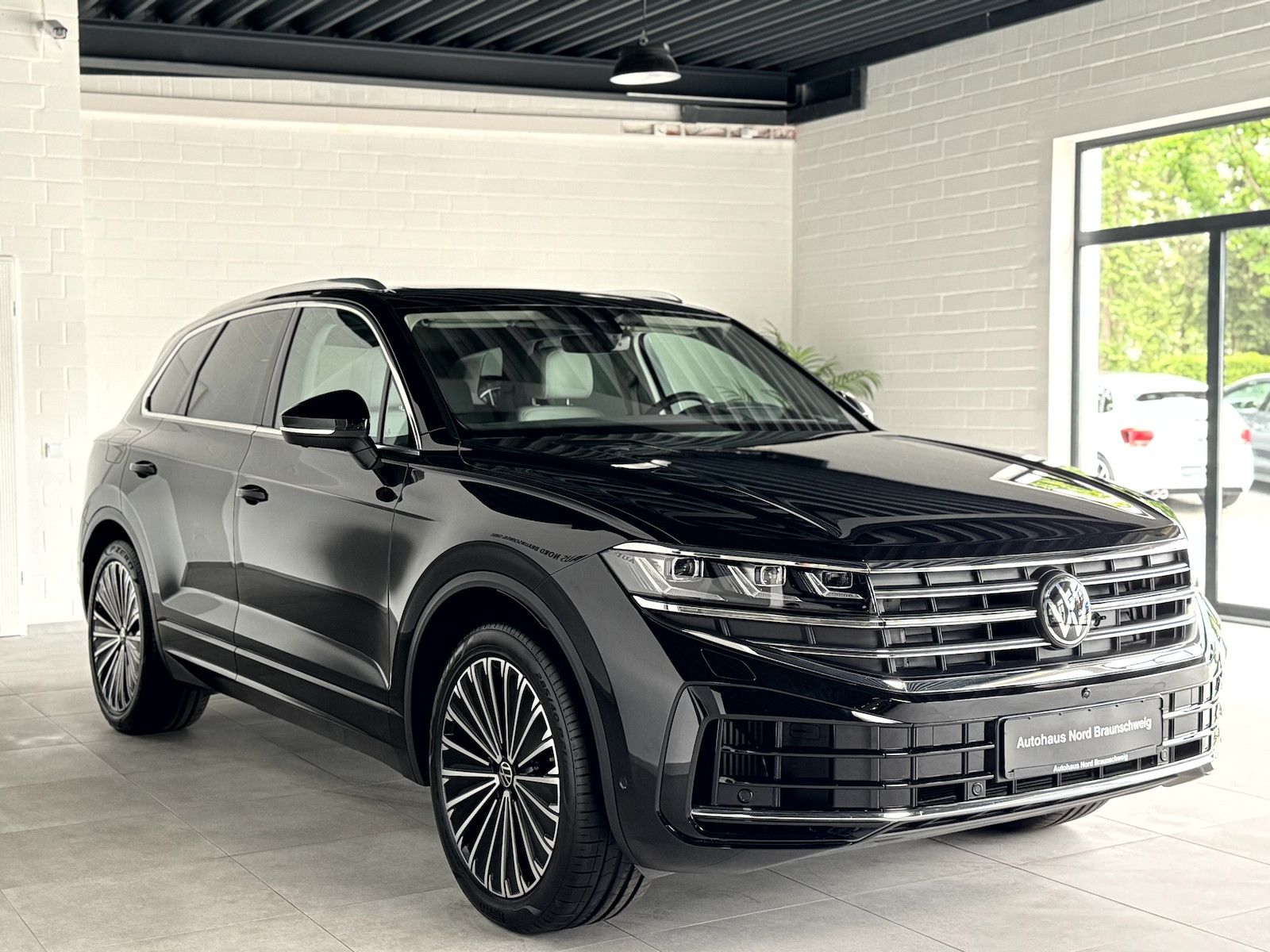 Volkswagen Touareg 3.0 TSI eHybrid 4Motion*IQ*Pano*AHK*HUD*